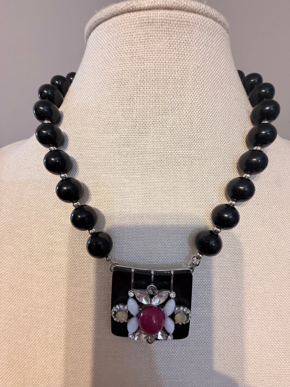 Vintage Black Bead Rhinestone Statement Pendant Necklace 18”